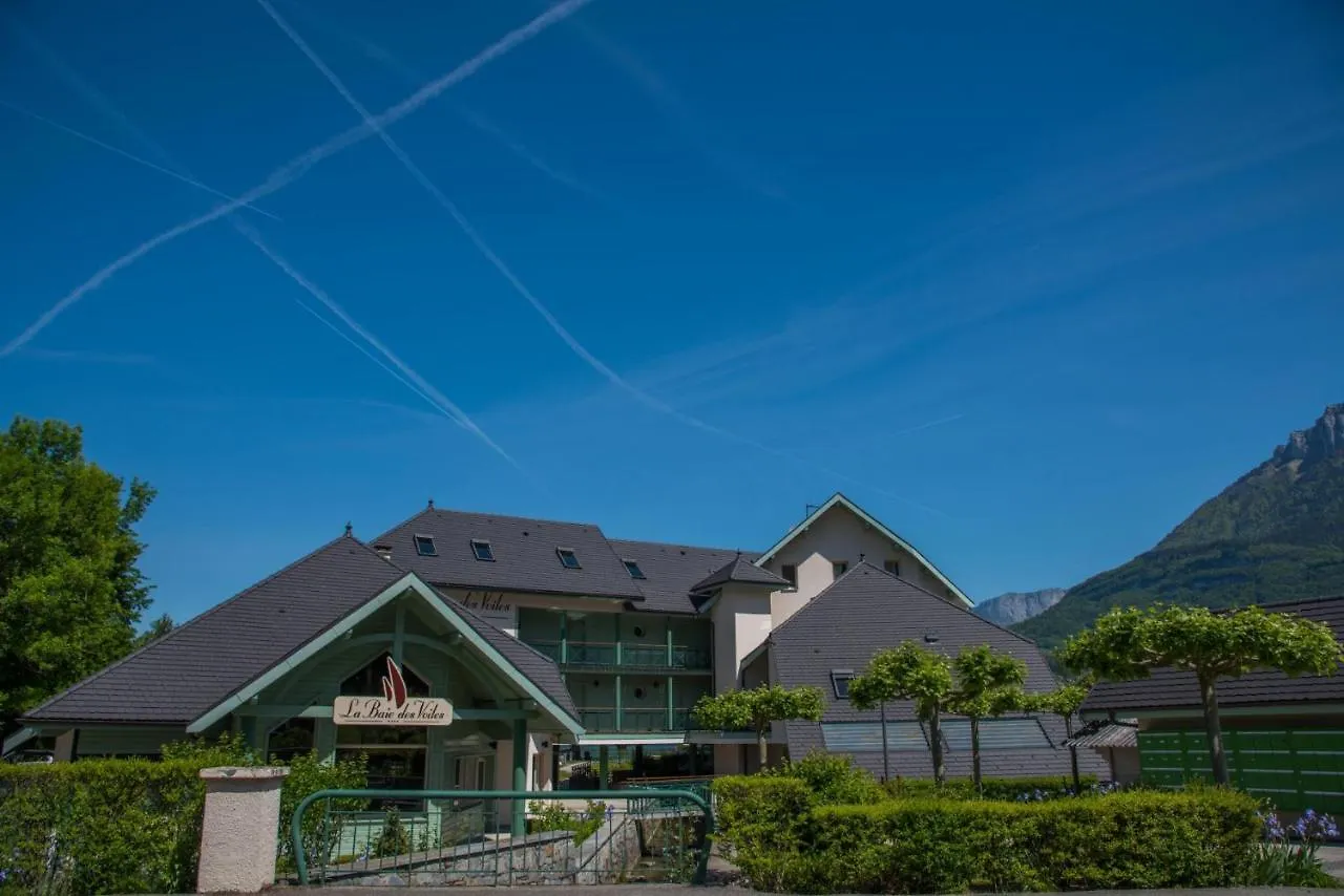 La Baie Des Voiles: Lakefront Apartments on Annecy Duingt 0*,