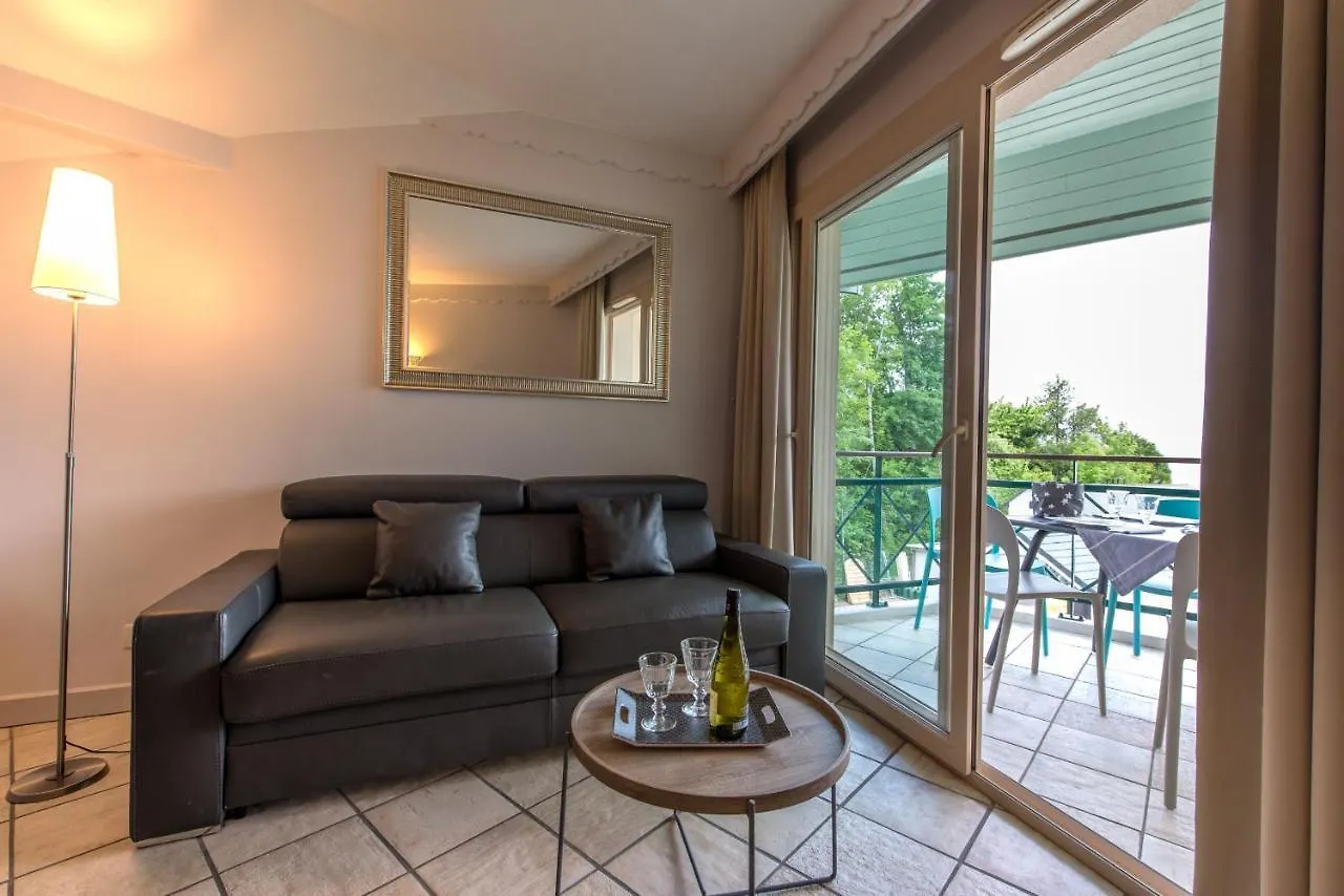 La Baie Des Voiles: Lakefront Apartments on Annecy Duingt 0*,