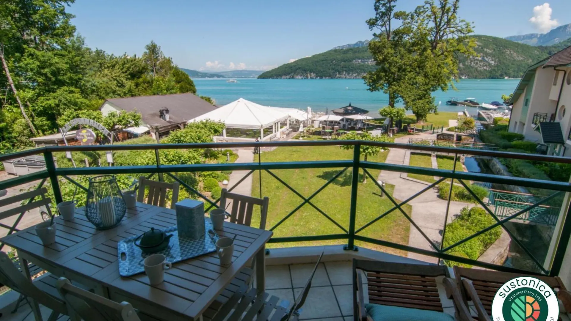 Apartment La Baie Des Voiles, Feet In The Crystal Waters, 9 Apts From Studio To Duplex By Lla Selections France